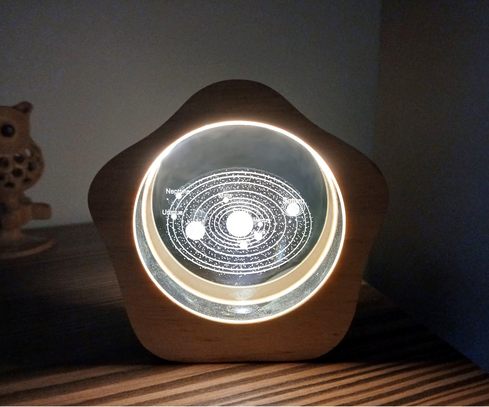 Drewniano-szklana lampka